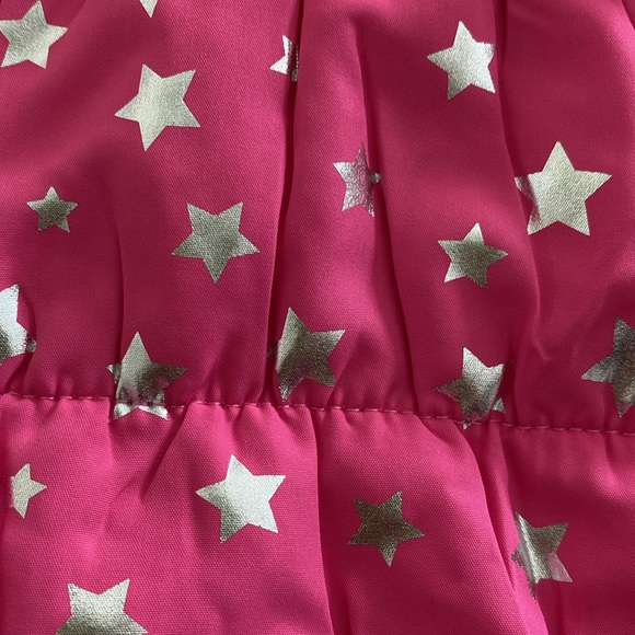 HEALTHTEX Baby Pink Puffer Vest with Silver Stars Size: 6-9 months - Picture 4 of 5